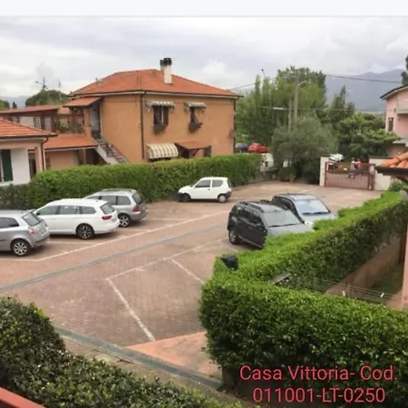 Casa Vittoria Apartment *